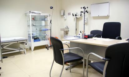 Residència Les Alzines consulta metge