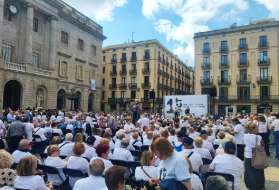 acte central dia gent gran 2 col